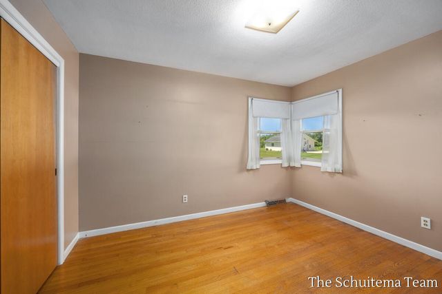 4526 Bauer Road, Hudsonville, MI 49426