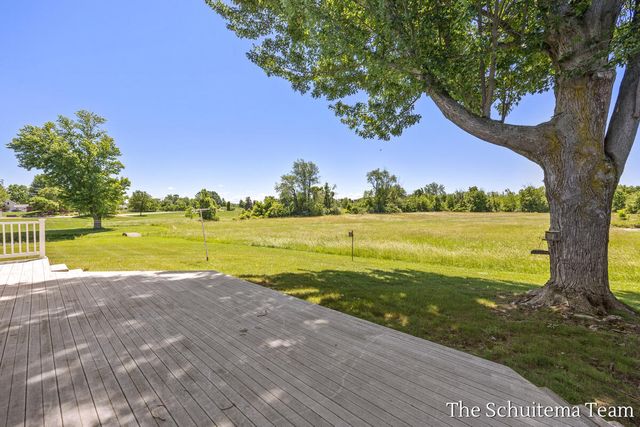 4526 Bauer Road, Hudsonville, MI 49426