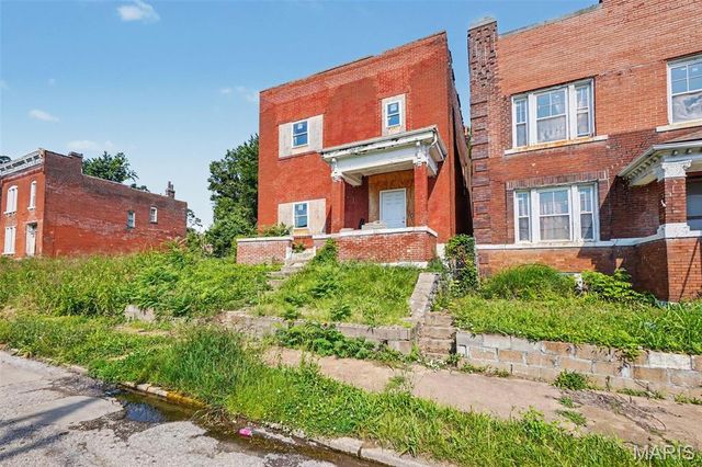 3067 Marcus Avenue, St Louis, MO 63115