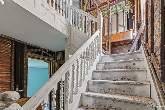 3067 Marcus Avenue, St Louis, MO 63115