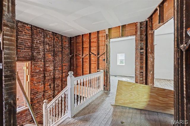 3067 Marcus Avenue, St Louis, MO 63115