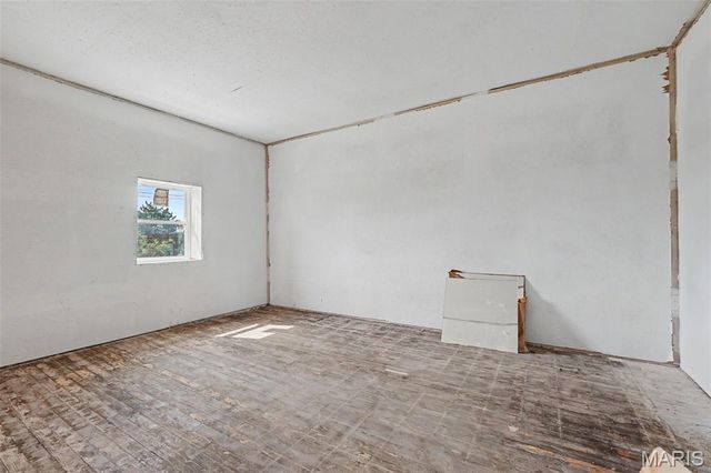 3067 Marcus Avenue, St Louis, MO 63115