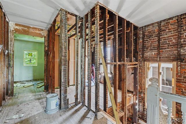 3067 Marcus Avenue, St Louis, MO 63115