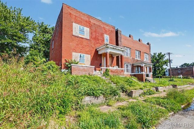 3067 Marcus Avenue, St Louis, MO 63115