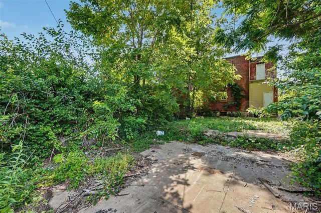 3067 Marcus Avenue, St Louis, MO 63115