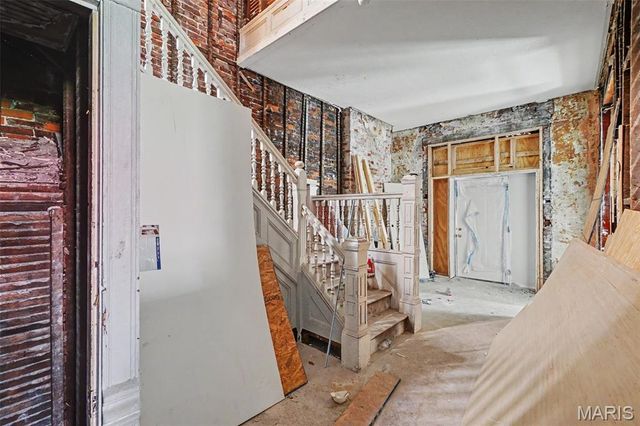 3067 Marcus Avenue, St Louis, MO 63115