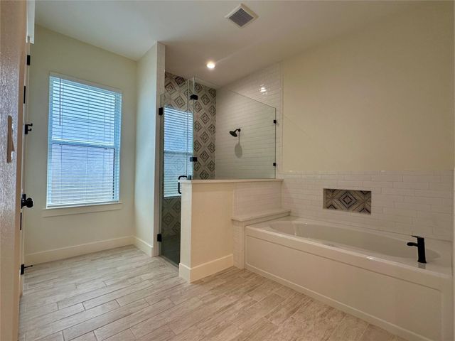 3490 Country Club Boulevard, Montgomery, TX 77356