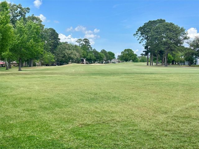 3490 Country Club Boulevard, Montgomery, TX 77356