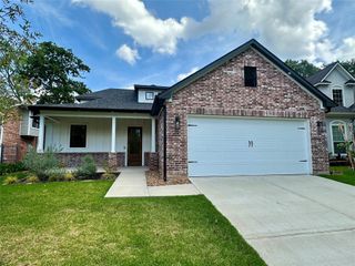 3490 Country Club Boulevard, Montgomery, TX 77356
