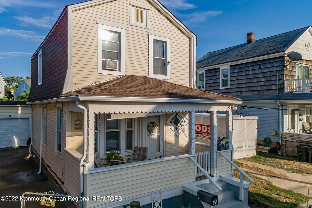 51 Seadrift Avenue, Highlands, NJ 07732