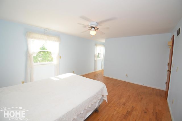 6923 S Byron Road, Durand, MI 48429