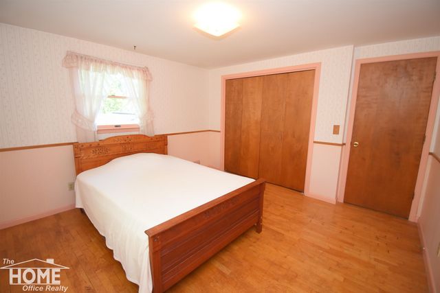 6923 S Byron Road, Durand, MI 48429