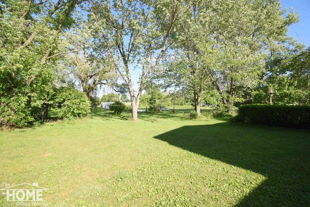 6923 S Byron Road, Durand, MI 48429