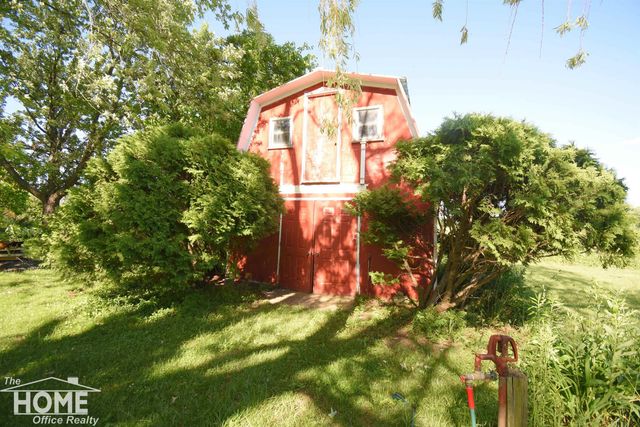 6923 S Byron Road, Durand, MI 48429