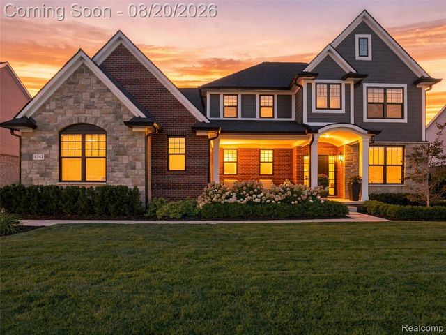 4142 Ascott Lane, Walled Lake, MI 48390
