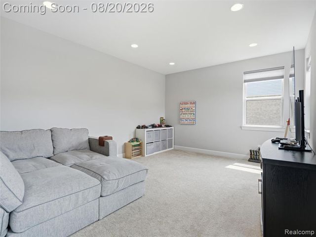 4142 Ascott Lane, Walled Lake, MI 48390