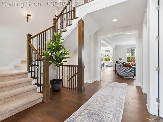 4142 Ascott Lane, Walled Lake, MI 48390