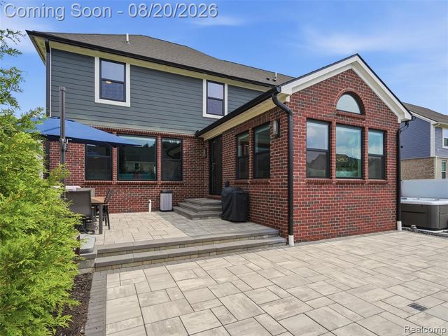 4142 Ascott Lane, Walled Lake, MI 48390