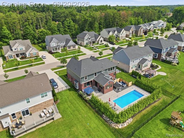 4142 Ascott Lane, Walled Lake, MI 48390