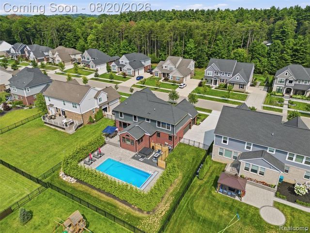 4142 Ascott Lane, Walled Lake, MI 48390