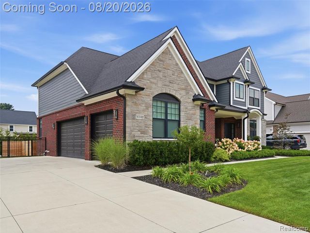 4142 Ascott Lane, Walled Lake, MI 48390