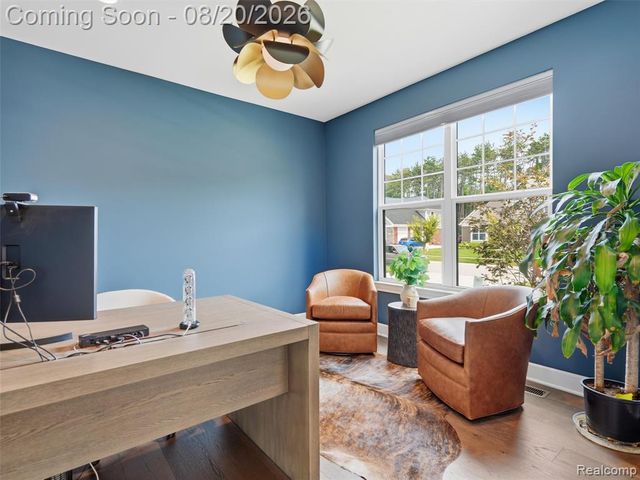 4142 Ascott Lane, Walled Lake, MI 48390