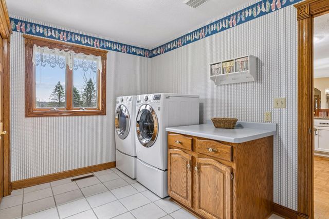 13235 4th Street N, Stillwater, MN 55082