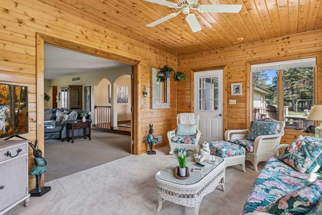 13235 4th Street N, Stillwater, MN 55082