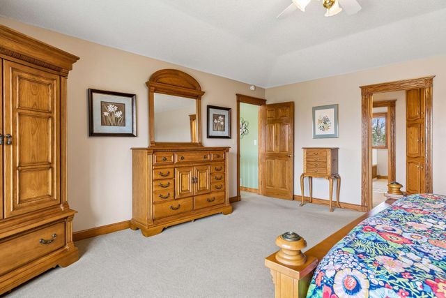 13235 4th Street N, Stillwater, MN 55082