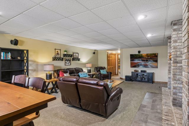 13235 4th Street N, Stillwater, MN 55082