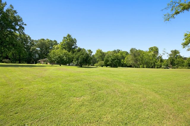5757 Pettus Rd, Antioch, TN 37013
