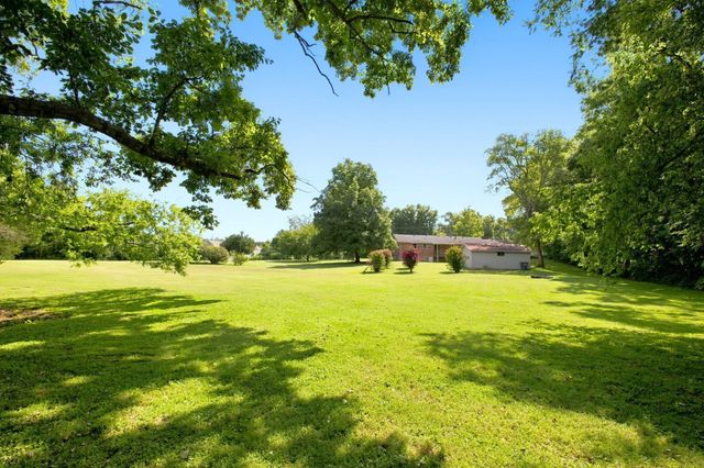 5757 Pettus Rd, Antioch, TN 37013
