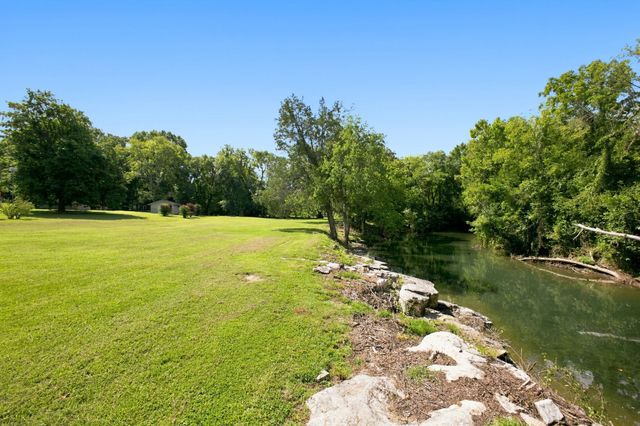 5757 Pettus Rd, Antioch, TN 37013