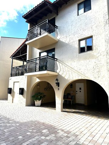 1616 Atlantic Blvd Apt 5, Key West, FL 33040