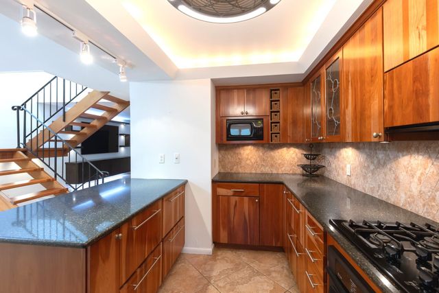 1616 Atlantic Blvd Apt 5, Key West, FL 33040