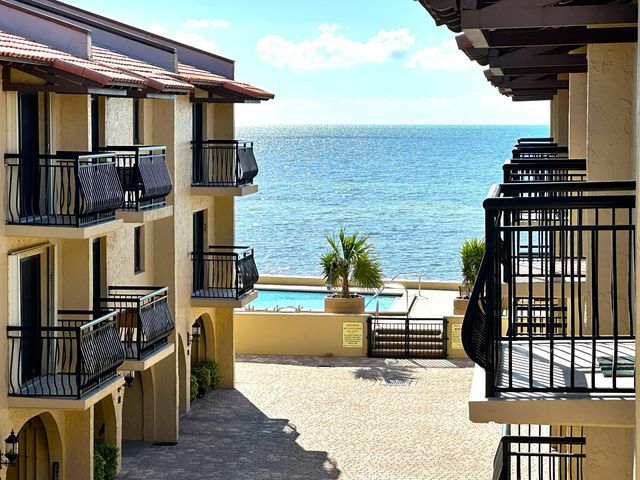 1616 Atlantic Blvd Apt 5, Key West, FL 33040