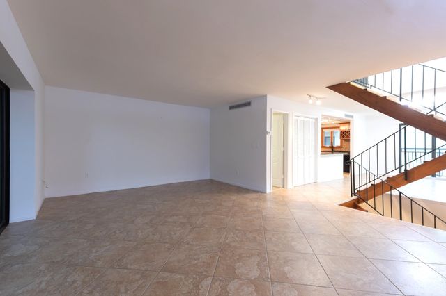 1616 Atlantic Blvd Apt 5, Key West, FL 33040