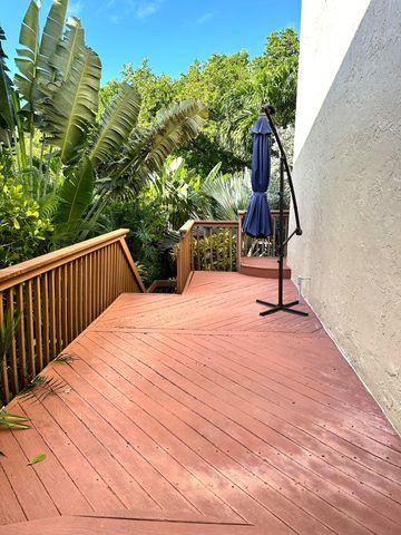 1616 Atlantic Blvd Apt 5, Key West, FL 33040