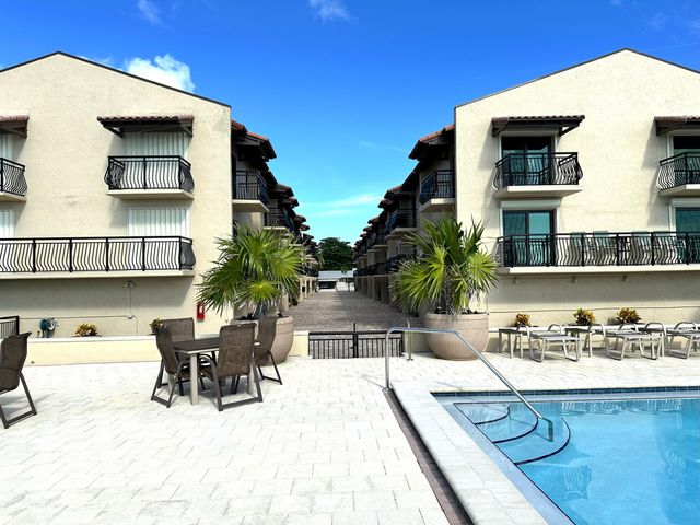 1616 Atlantic Blvd Apt 5, Key West, FL 33040