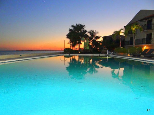 1616 Atlantic Blvd Apt 5, Key West, FL 33040