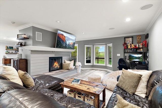 8467 Pucker Street, Berrien Center, MI 49102