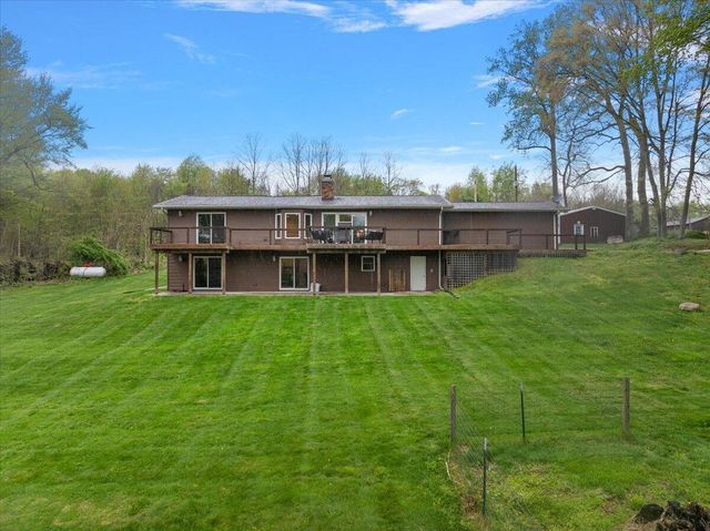 8467 Pucker Street, Berrien Center, MI 49102