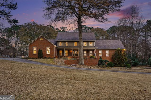8566 Shoreline Drive, Jonesboro, GA 30236