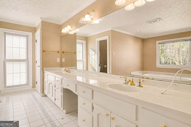 8566 Shoreline Drive, Jonesboro, GA 30236