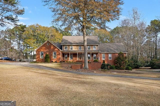 8566 Shoreline Drive, Jonesboro, GA 30236