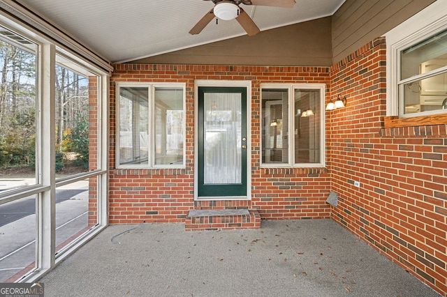 8566 Shoreline Drive, Jonesboro, GA 30236