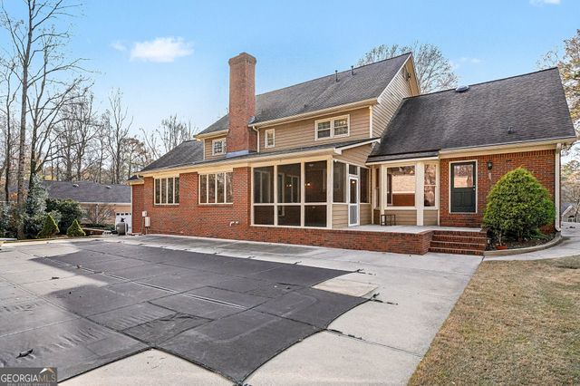 8566 Shoreline Drive, Jonesboro, GA 30236