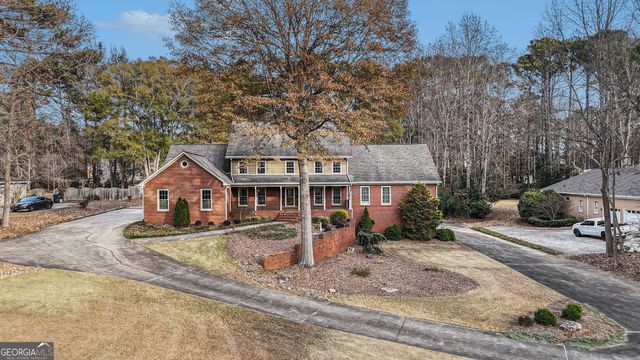 8566 Shoreline Drive, Jonesboro, GA 30236