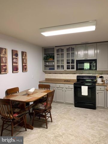 3592 WATER BIRCH CT, Woodbridge, VA 22192