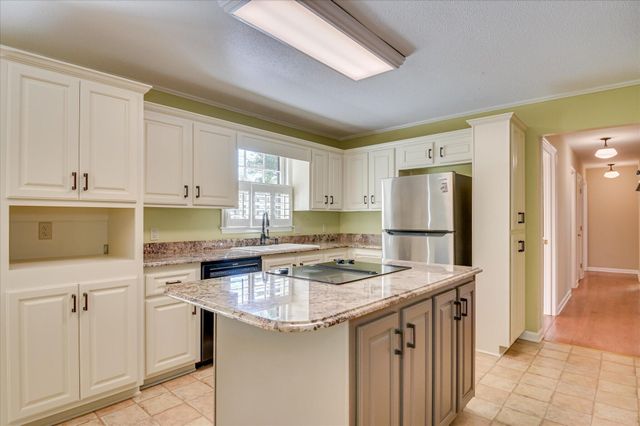 212 Oak Lane, Waynesboro, GA 30830